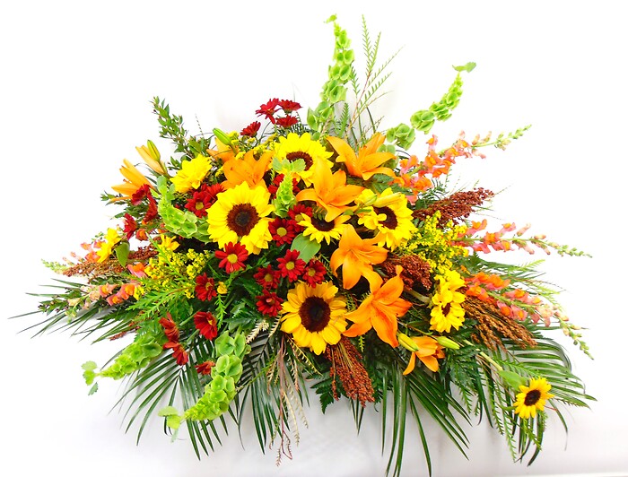 Nature&#039;s Bounty Casket Spray